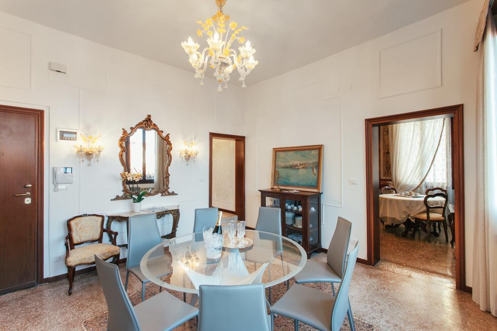 Residenza Dei Dogi Apartment Venice Luaran gambar