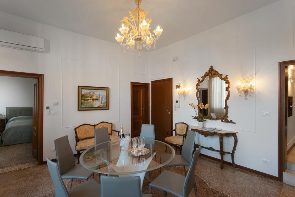 Residenza Dei Dogi Apartment Venice Luaran gambar