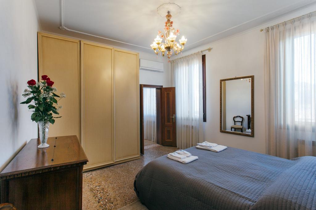 Residenza Dei Dogi Apartment Venice Luaran gambar